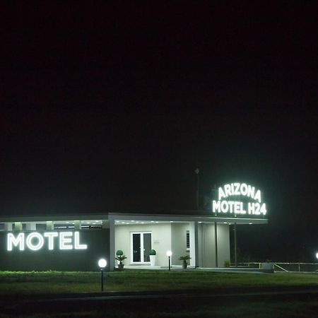 Arizona Motel Castel Volturno Bagian luar foto